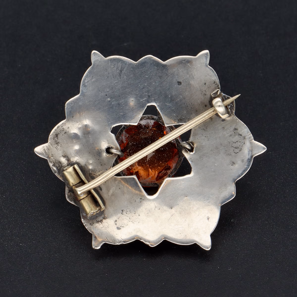 Scottish Silver Agate Brooch