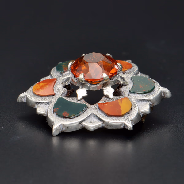 Scottish Silver Agate Brooch