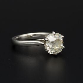 Art Deco 1930’s 18ct White Gold Cushion Cut Diamond Ring