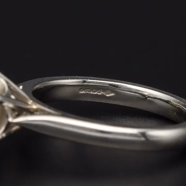 Art Deco 1930’s 18ct White Gold Cushion Cut Diamond Ring