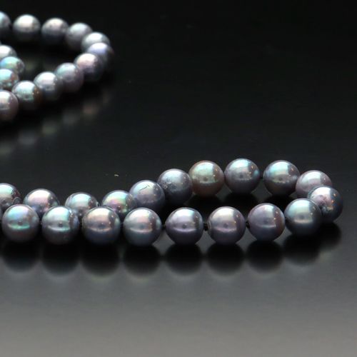Silver Clasp Re Strung Cultured Pearl Necklace image-6
