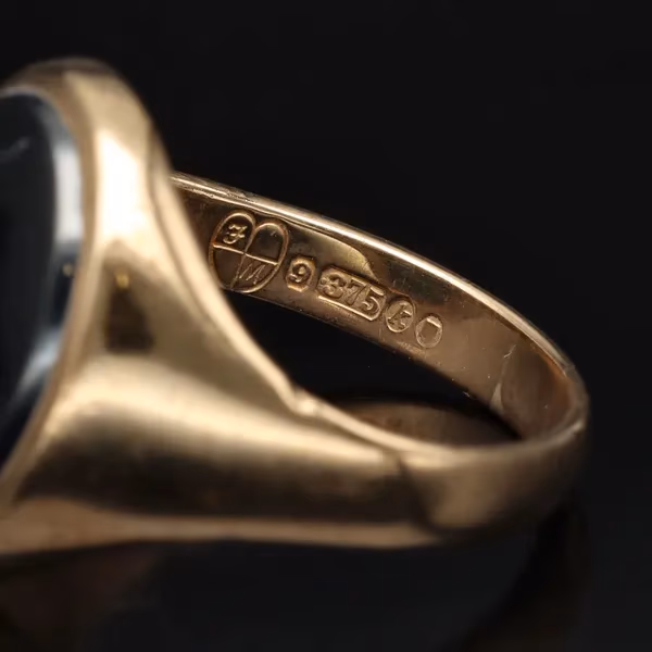 9ct Gold Signet Ring