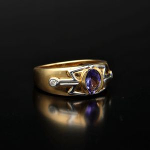 18ct Gold Tanzanite and Diamond Ring