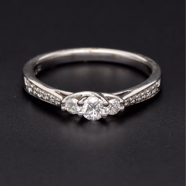 18ct White Gold Three-Stone Diamond Ring