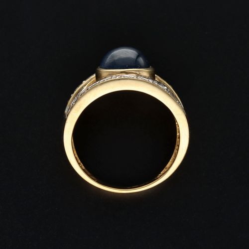 Vintage 9ct Gold Sapphire and Diamond Ring image-6