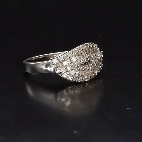 Vintage 9ct Gold Multi Diamond Crossover Ring