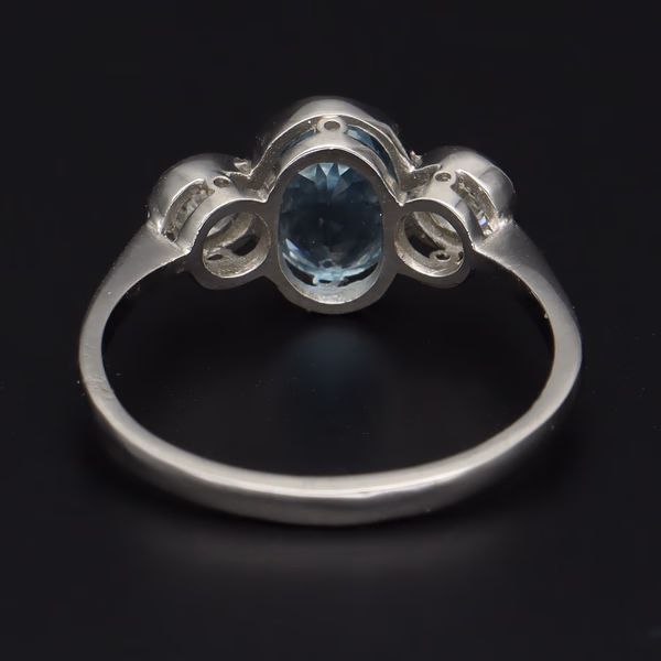 Platinum Aquamarine Diamond Ring