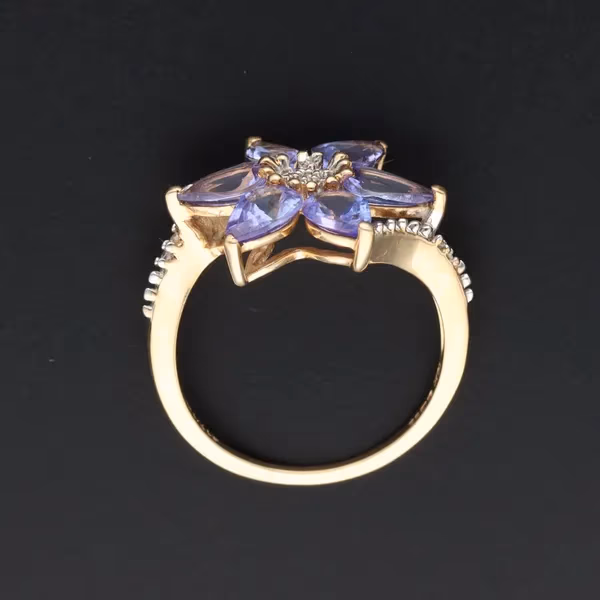 Gold Tanzanite Diamond Ring