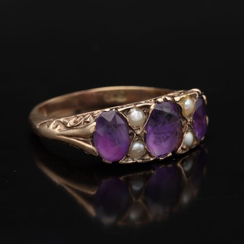 9ct Amethyst and Pearl Ring image-1