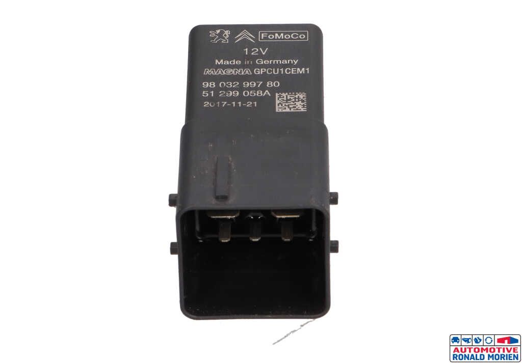 Used Glow plug relay Ford Fiesta 7 1.5 TDCi 85 Price € 19,00 Margin scheme offered by Automaterialen Ronald Morien B.V.