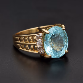 18ct Gold Aquamarine and Diamond Ring