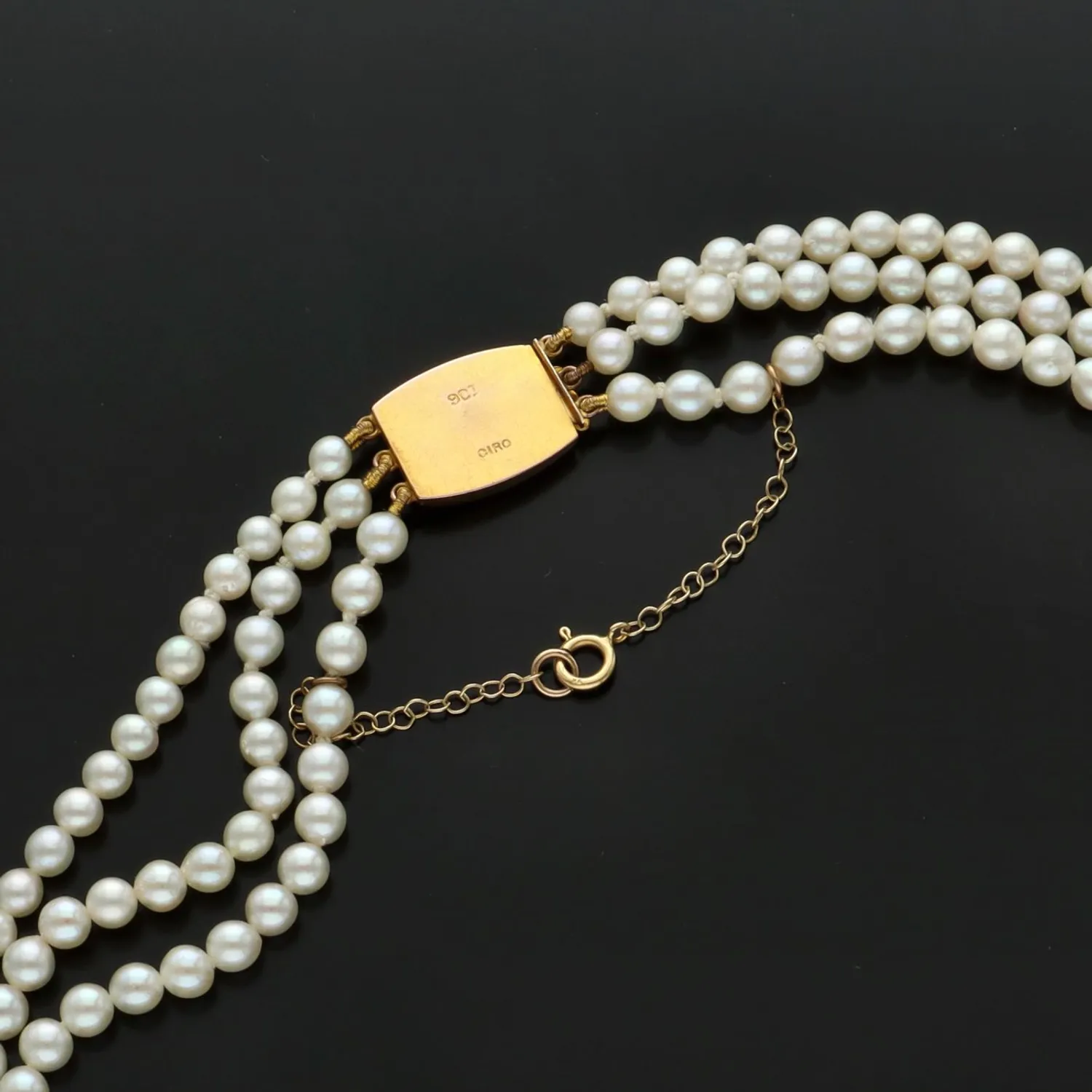 9ct Gold Ciro Gold Clasp Triple String Cultured Pearls