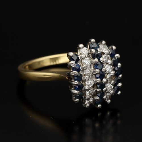 18ct Gold Sapphire & Diamond Ring image-1
