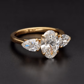 New 18ct Gold Lab Diamond Ring