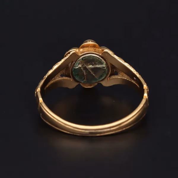 Georgian 15ct Yellow Gold Pearl & Onyx Ring