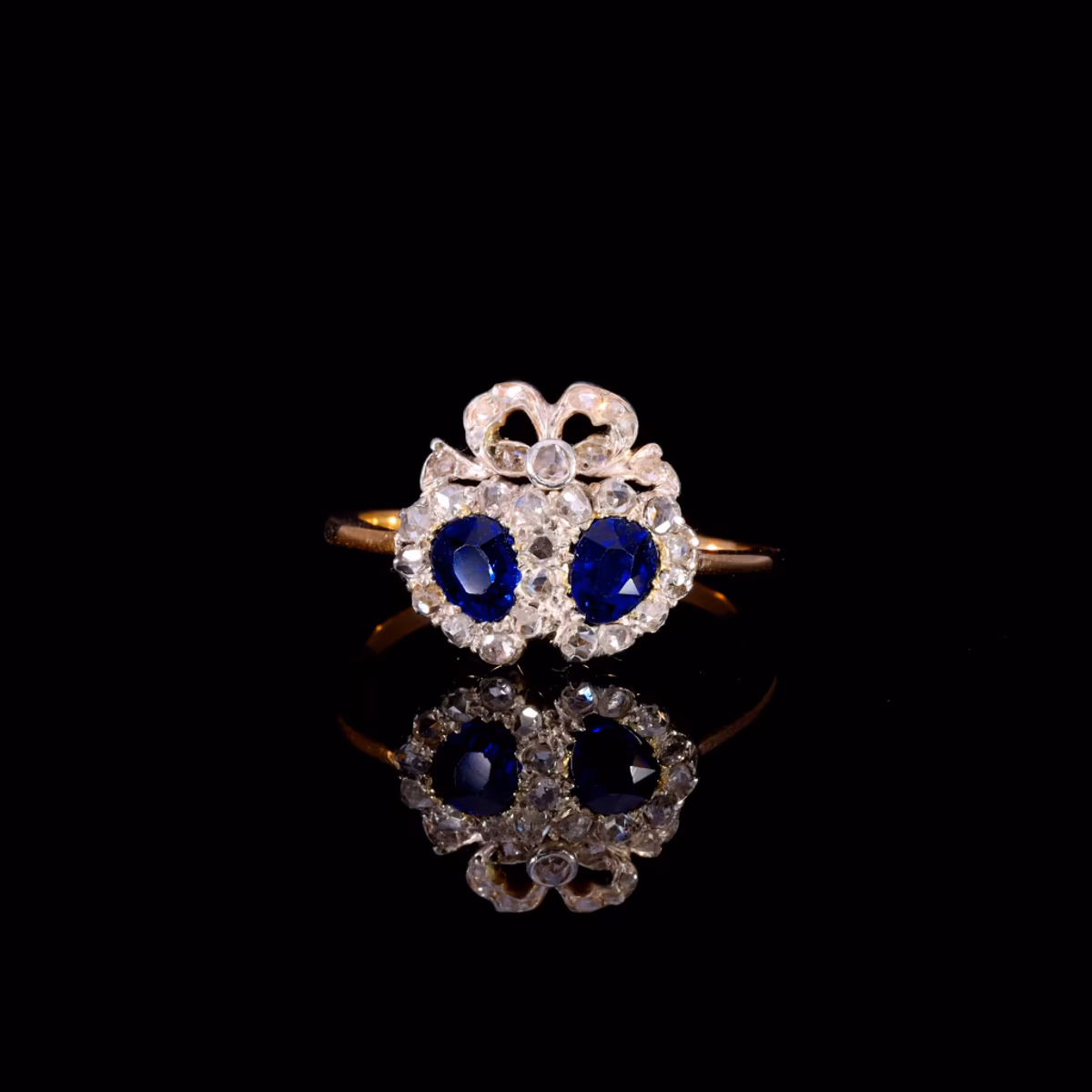 360° view of The Antique Victorian Sapphire And Diamond Double Heart Sweetheart Ring