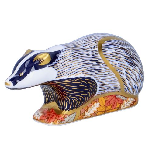 Royal Crown Derby Paperweight of a Woodland Badger image-2