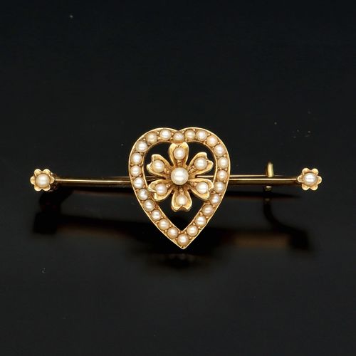 15ct Gold Heart and Flower Brooch image-2