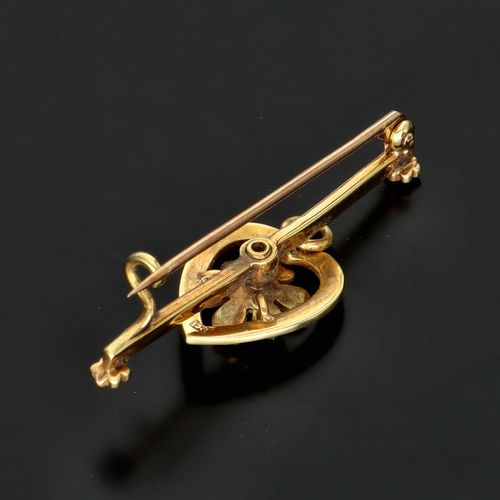 15ct Gold Heart and Flower Brooch image-4