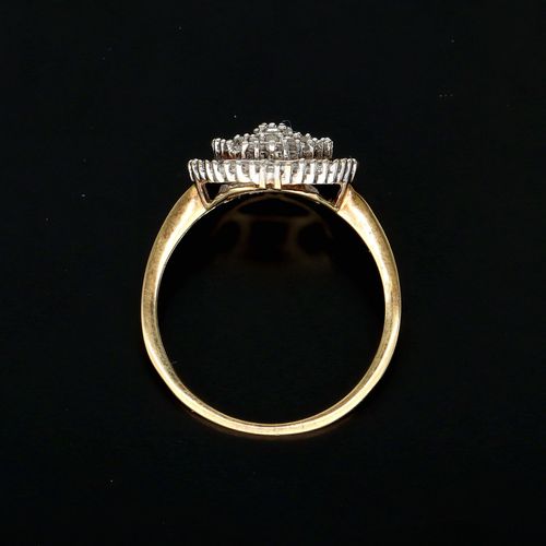 Gold 0.25ct Diamond Ring. image-6