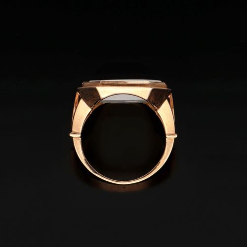 15ct Georgian Rose Gold Seal Ring image-6