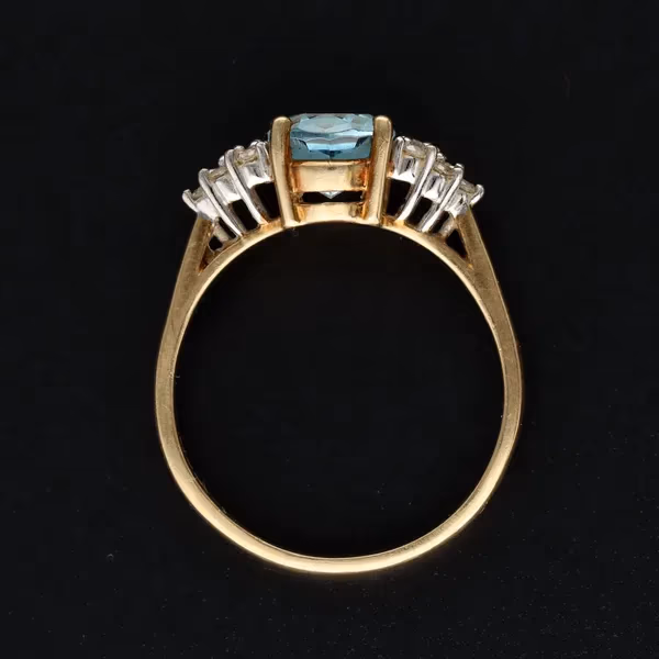Gold Aquamarine Diamond Ring. London 1988
