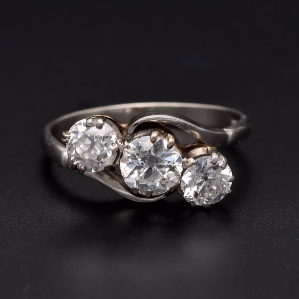 Platinum Three Stone Diamond Ring