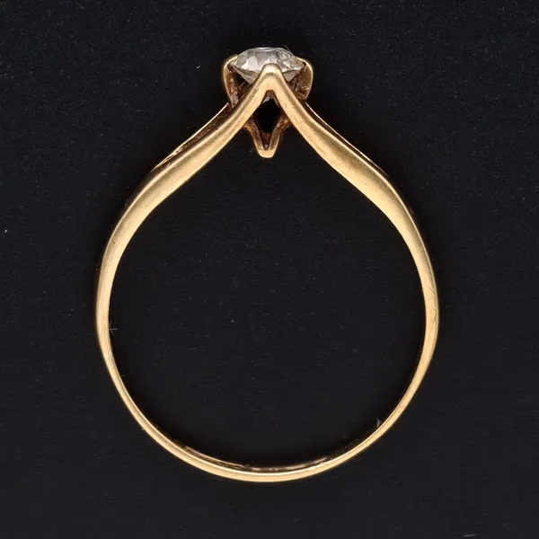 Gold 0.25ct Diamond Ring. Edinburgh 1980