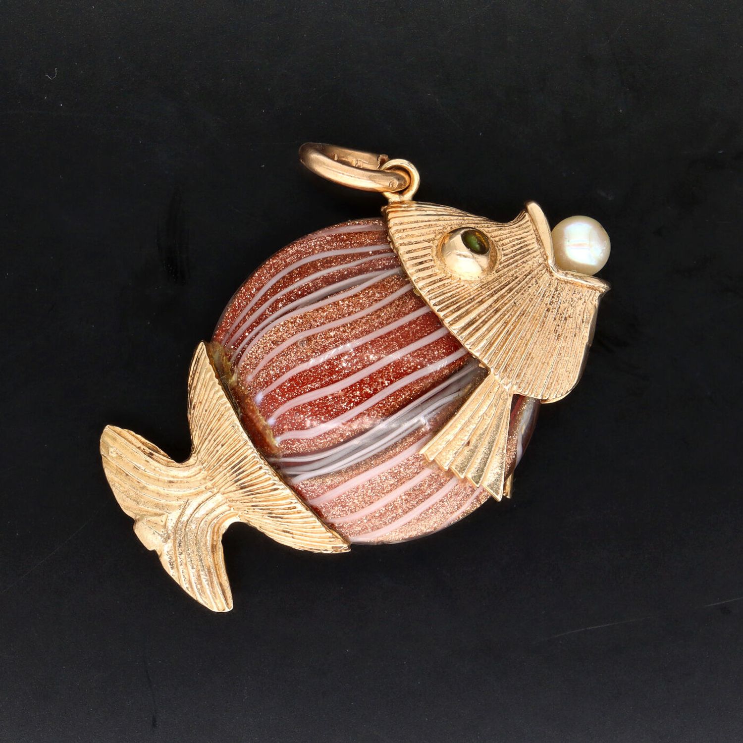 Glass on sale fish pendant