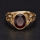 9ct Gold Garnet Ring