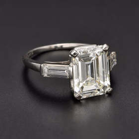 Van Cleef & Arpels Vintage Platinum 5.65ct Natural Diamond Ring