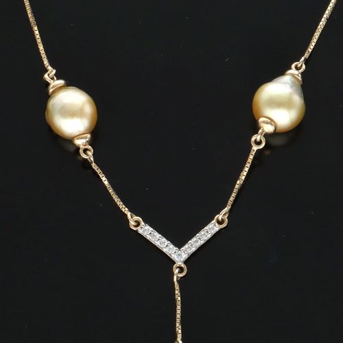 9ct Gold South Sea Cultured Pearl Necklace image-3