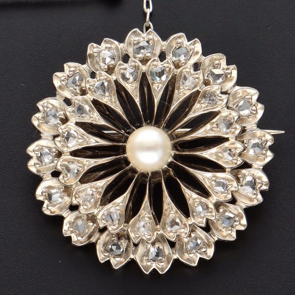 Victorian 12ct Gold and Silver Pearl and Diamond Brooch