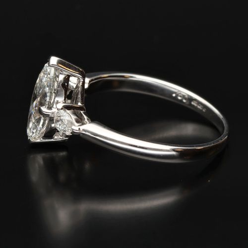 Vintage 18ct Gold 1.6ct Marquise Diamond Ring image-6