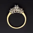 18ct Yellow Gold Diamond Ring