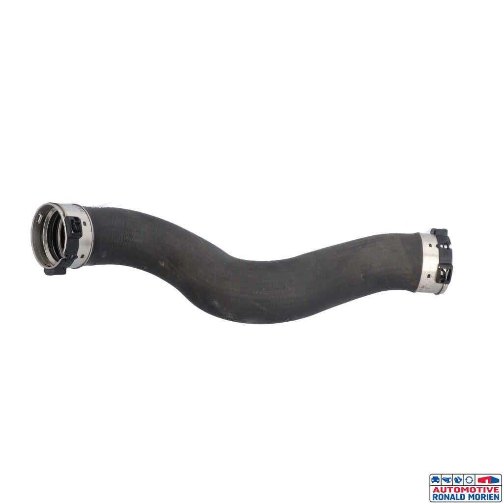 Used Air intake hose BMW 2 serie (F22) 218i 1.5 TwinPower Turbo 12V Price € 48,99 Inclusive VAT offered by Automaterialen Ronald Morien B.V.
