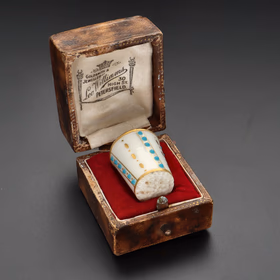 Late 19th Century Royal Worcester Porcelain Thimble