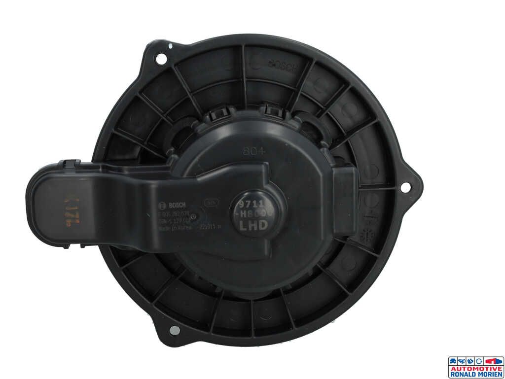 Gebruikte Kachel Ventilatiemotor Kia Stonic (YB) 1.0i T-GDi 12V Eco-Dynamics+ Prijs € 54,99 Inclusief btw aangeboden door Automaterialen Ronald Morien B.V.