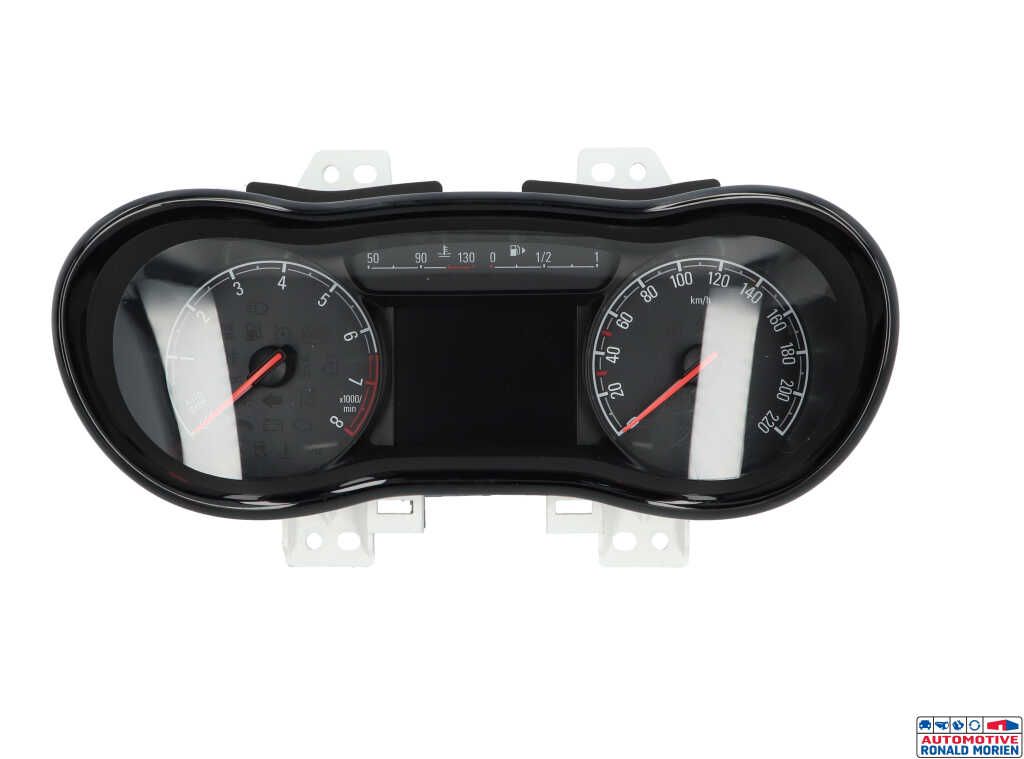 Used Instrument panel Opel Karl 1.0 12V Price € 135,00 Margin scheme offered by Automaterialen Ronald Morien B.V.