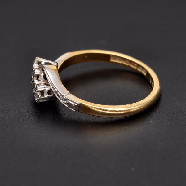 18k Gold Diamond Ring