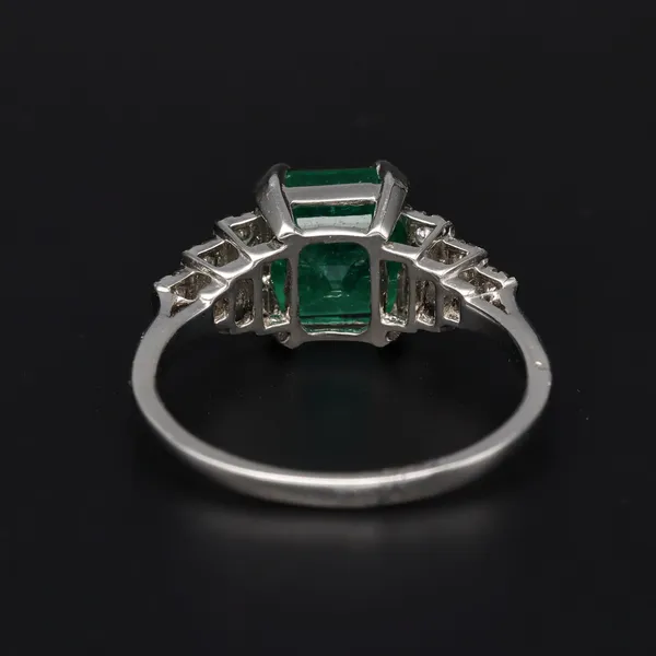 Platinum Emerald & Diamond Ring