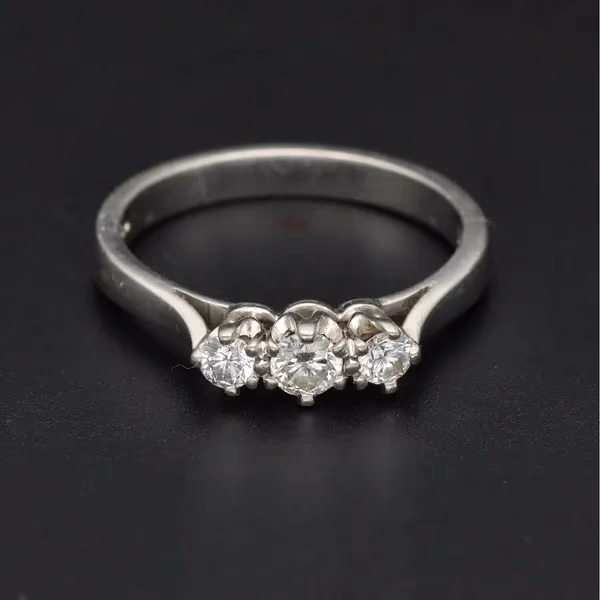 Platinum Brilliant-Cut Diamond Ring