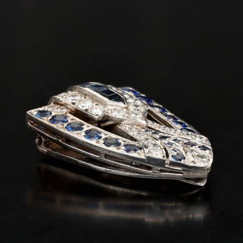 18ct White Gold Diamonds and Sapphires Clips image-4