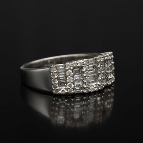 18ct Gold 1ct Vari Shape Diamond Ring