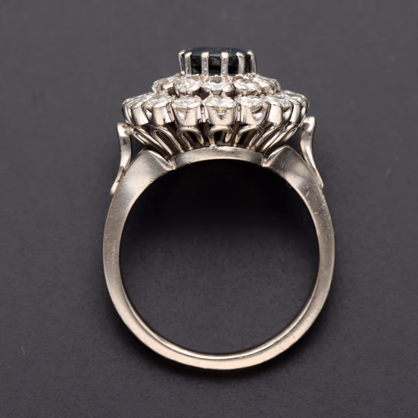 18ct White Gold Double Halo Sapphire & Diamond Cluster Ring