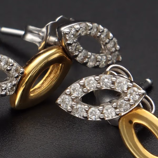 18ct Gold Diamond Earrings