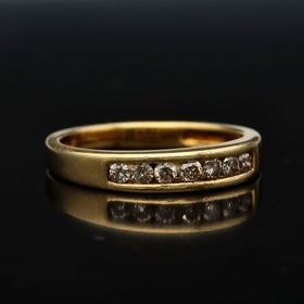 18ct Gold Diamond Ring