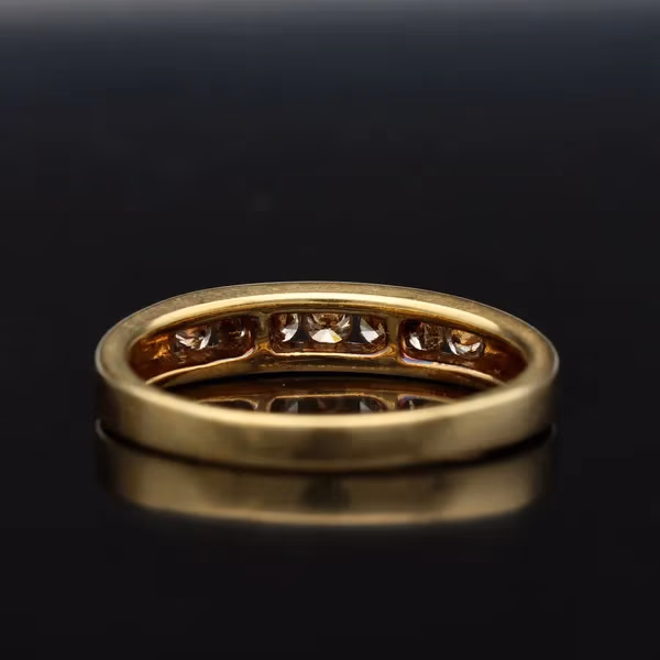 18ct Gold Diamond Ring
