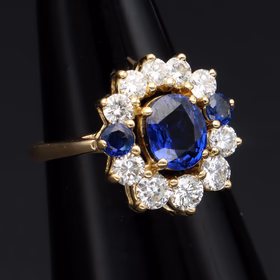 18ct Gold Sapphire and Diamond Ring