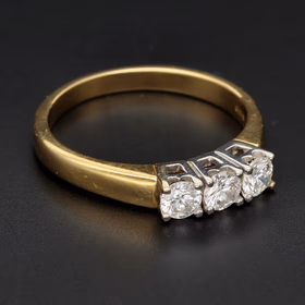 18ct Yellow Gold 3 Stone Diamond